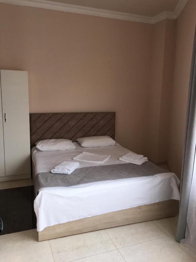Rp Hotel  Yerevan Bagian luar foto